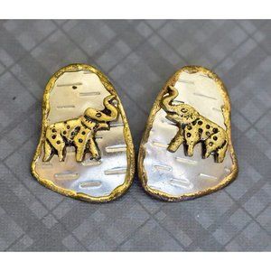 Large Wild Elephants Vintage Stud Earrings, G37